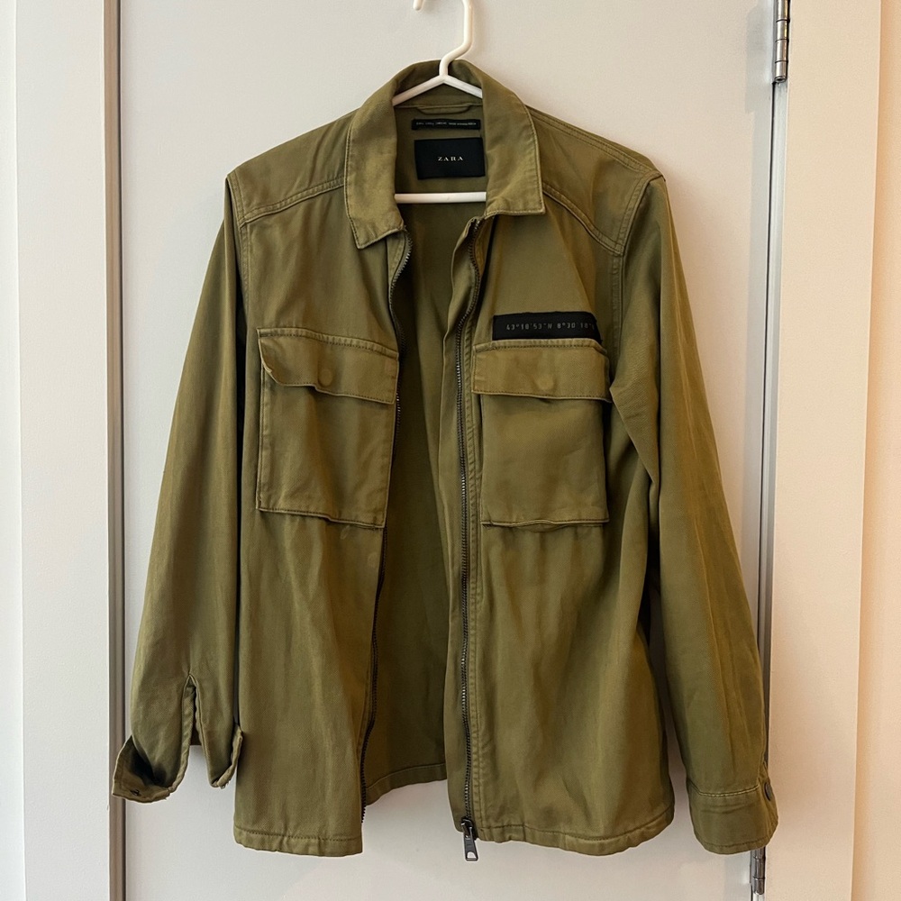 Zara Green Military Field Jacket with Utility Design